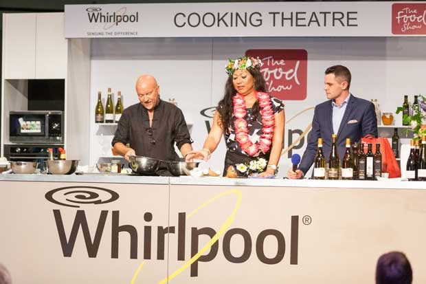 Robert Oliver and Cindy of Samoa at The Food Show