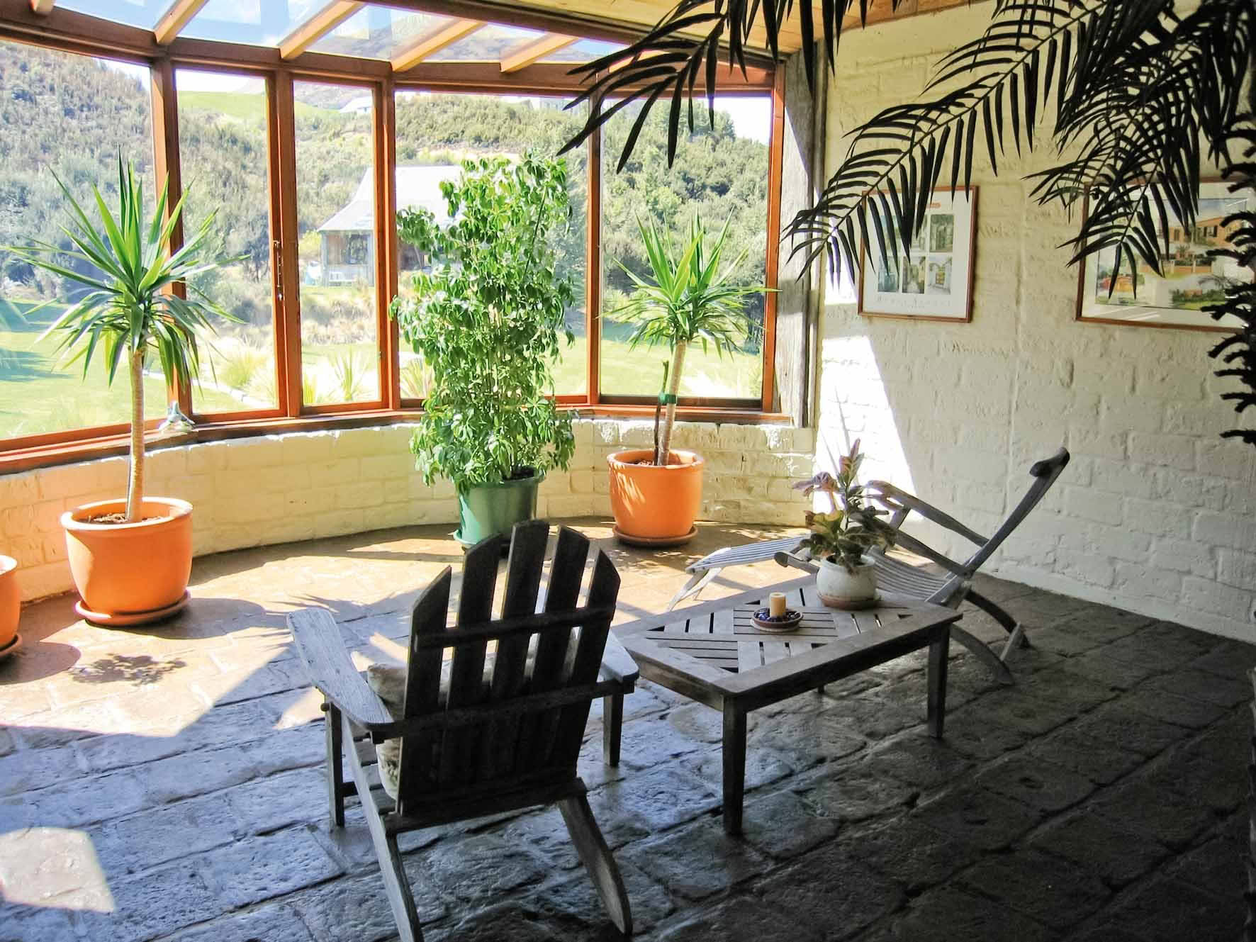 devine-house-conservatory-mud-brick-walls-and-floor