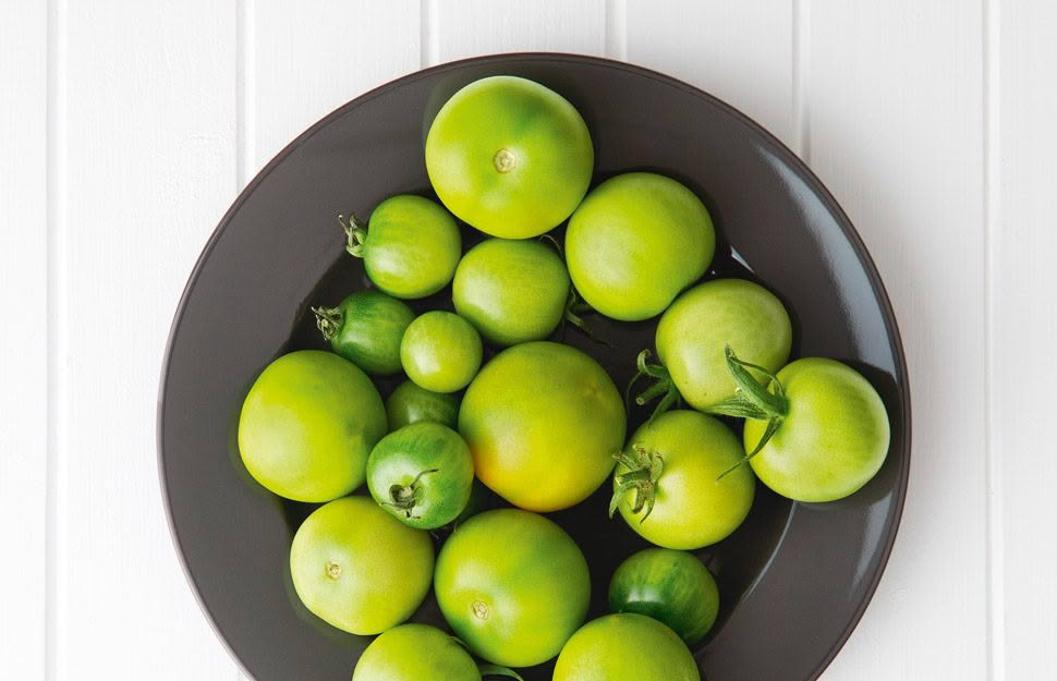 How To Ripen Green Tomatoes (plus 2 Green Tomato Recipes)