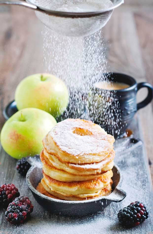 apple fritters doughnut