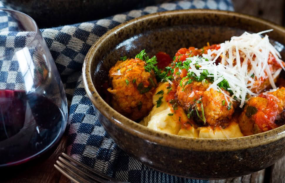 Recipe Homemade Meatballs with Parmesan Polenta